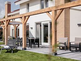 Modern, Semi-detached Holiday Home, on a Holiday Park, Only 4.5 km. Fr