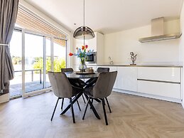 Chalet With a Terrace in the Brabant Kempen