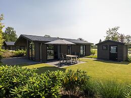 Chalet With a Terrace in the Brabant Kempen