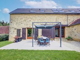 Pleasant Holiday Home With Private Pool