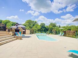 Pleasant Holiday Home With Private Pool