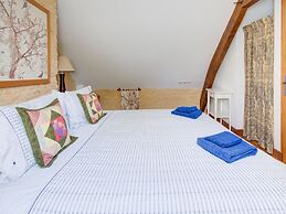 Pleasant Holiday Home With Private Pool
