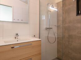 Nice Chalet With air Conditioning, in a Holiday Park at 12 km. From Ei