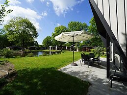 Contemporary Chalet, Near De Efteling