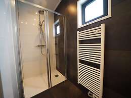 Contemporary Chalet, Near De Efteling