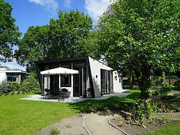 Contemporary Chalet, Near De Efteling