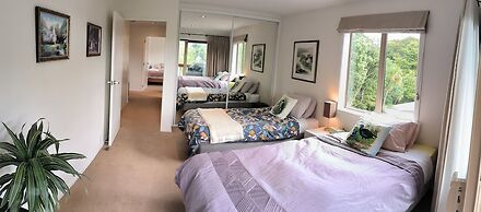 Birdsong Hideaway two-bedroom suite in Browns Bay