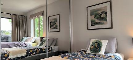 Birdsong Hideaway two-bedroom suite in Browns Bay