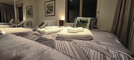 Birdsong Hideaway two-bedroom suite in Browns Bay