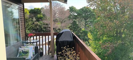 Birdsong Hideaway two-bedroom suite in Browns Bay