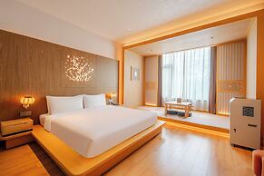 Hyakumangoku Onsen Hotel - Free Shuttle Service to Shanghai Disneyland