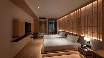 Hyakumangoku Onsen Hotel