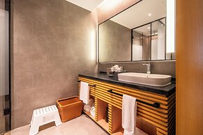 Hyakumangoku Onsen Hotel - Free Shuttle Service to Shanghai Disneyland