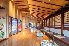 Hyakumangoku Onsen Hotel - Free Shuttle Service to Shanghai Disneyland