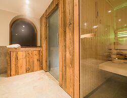 Stylish Chalet in Charming Megeve