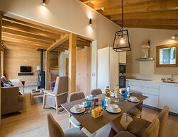 Stylish Chalet in Charming Megeve