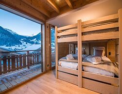 Stylish Chalet in Charming Megeve