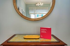 Light Apartment in Albaro