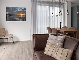Villa by Lake Veere With Modern Amenities