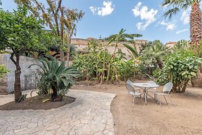 Villetta Mezzarancia all'Orto Botanico