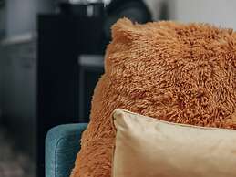 Cozy Chalet With ac and Sloop