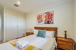 StayAU Stunning Villa near Wildlife Park