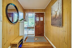 StayAU Stunning Villa near Wildlife Park