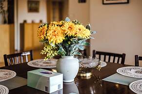 StayAU Stunning Villa near Wildlife Park