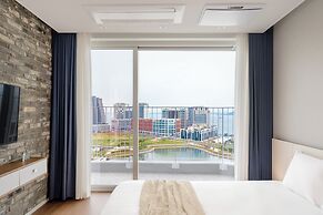 Urbanstay Siheung Geobukseom