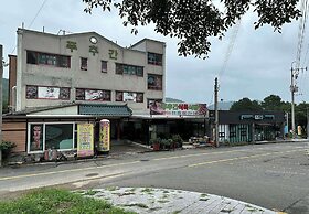 Sandia Hot Spring Hotel