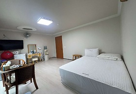 Sandia Hot Spring Hotel