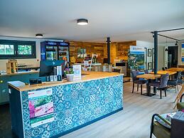 Modern Chalet With Dishwasher, in a Holiday Park, in a Natural Environ