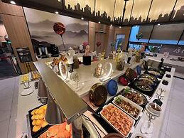 Ausotel by Argyle Baiyun Hotel