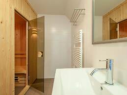 Restyled Villa With Infrared Sauna Near sea