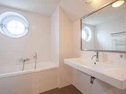 Restyled Villa With Infrared Sauna Near sea