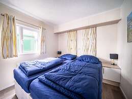 Nice Chalet With Microwave, Near the Veluwemeer