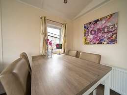 Nice Chalet With Microwave, Near the Veluwemeer