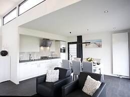 Villa With Roof Terrace Near Veluwemeer