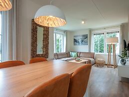 Restyled Villa in a Holiday Park Near sea