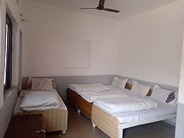 Goroomgo Kanhiya Tourist Guest House Kedarnath