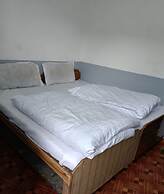 Goroomgo Kanhiya Tourist Guest House Kedarnath