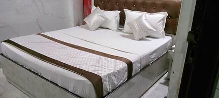 Hotel Kanak Palace By GRB