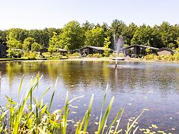 Modern Chalet on the Water in the Brabant Kempen