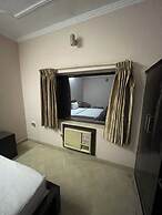 Goroomgo Hotel Jasmine Haridwar