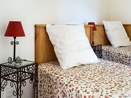 Holiday Home in Minerve With Private Courtyard