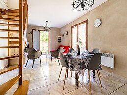 Holiday Home in Minerve With Private Courtyard