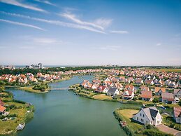 Detached Tower Villa With Sauna, Near the Beach