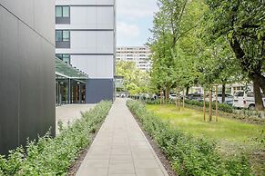 Grzybowska Apartment by Renters Prestige