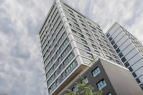 Grzybowska Apartment by Renters Prestige