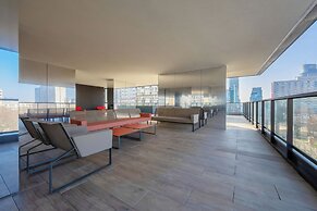 Grzybowska Apartment by Renters Prestige